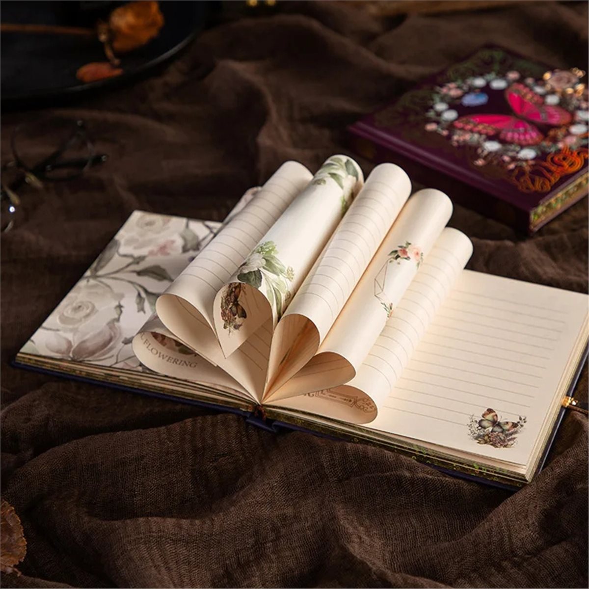 Butterfly Rubber Sheet - 【Kupon Pengguna Baru!】Buku Catatan Sampul Keras