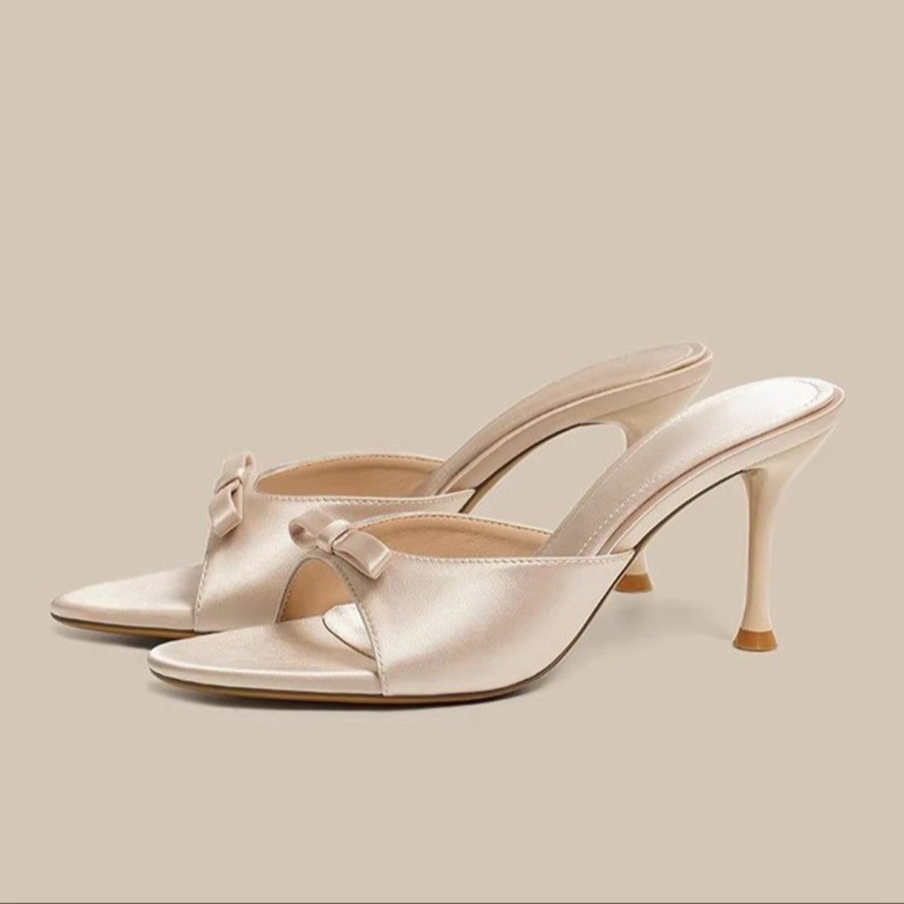 Sandal Wanita Hak Tinggi Tipis - Butterfly Rubber Sheet ulasan dan harga