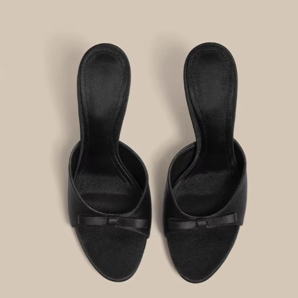 Sandal Wanita Hak Tinggi Tipis - Butterfly Rubber Sheet ulasan dan harga